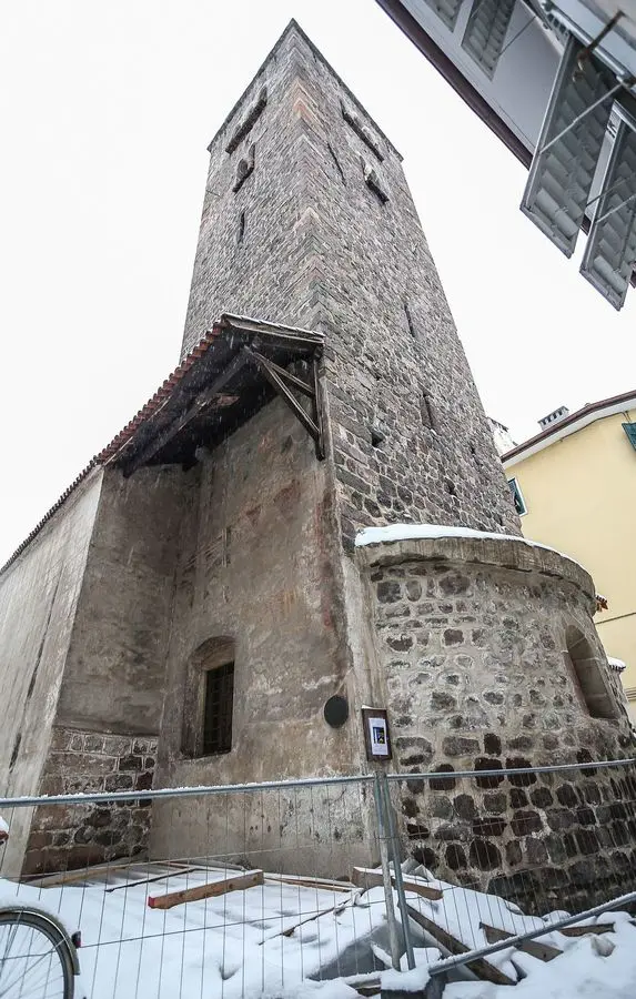 L’umidità sta distruggendo gli affreschi