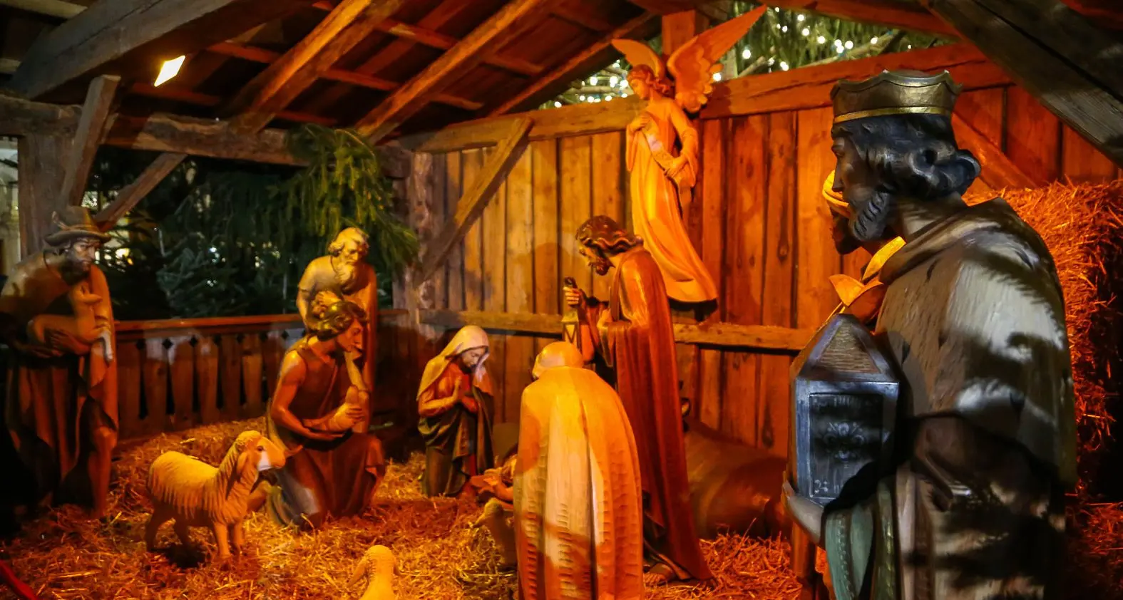 Oltraggio al presepe: il sindaco presenta un esposto in procura