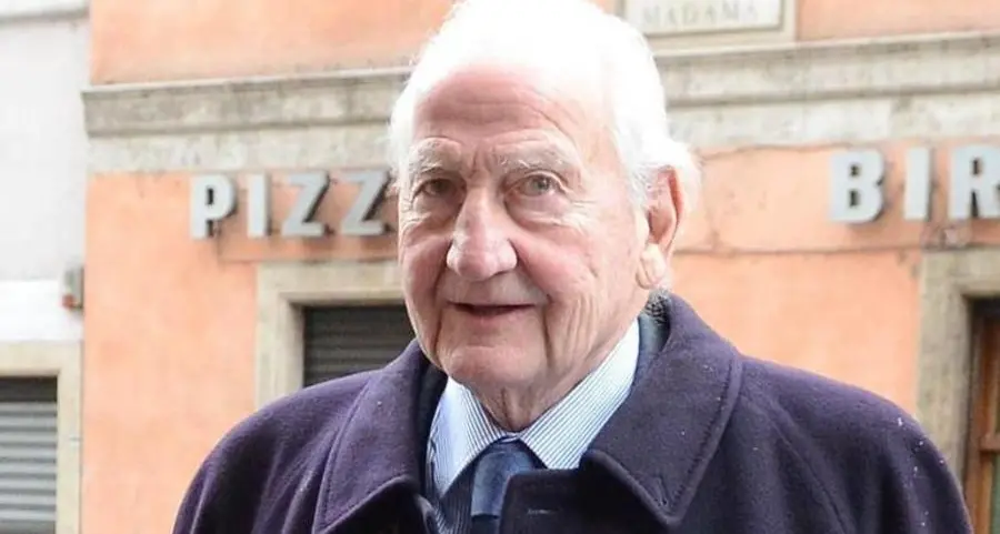 «Doppio passaporto? Meglio la convivenza»