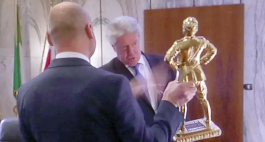 Caramaschi manda in frantumi il «Mussolini d’oro»