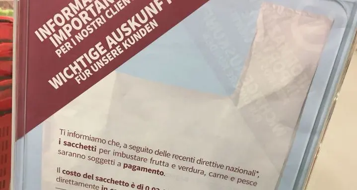Sacchetti bio a pagamento Supermercati nel mirino