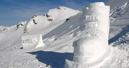 Quattro giorni di gare per gli artisti del ghiaccio