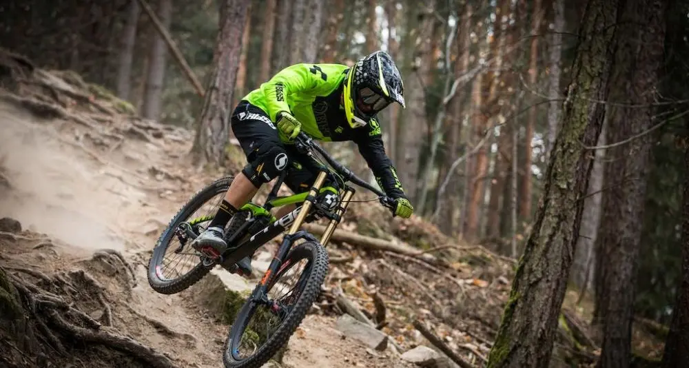 Colle, raccolte 4.500 firme contro il divieto alle bici