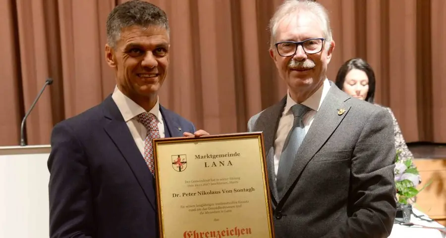 Lana ha premiato il dottor Von Sontagh