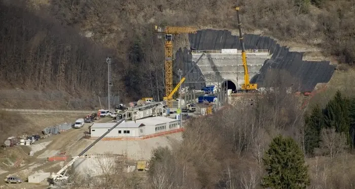 Mules, operaio ferito nel cantiere del tunnel del Brennero
