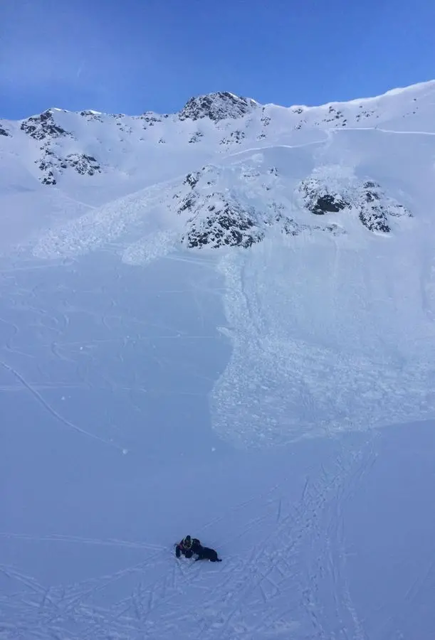 Tre scialpinisti salvati dalla tecnologia