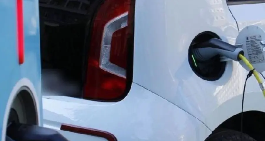 Auto elettriche, contributi raddoppiati