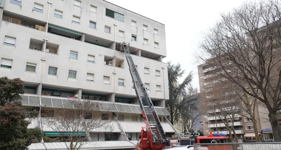 Fuga di gas in viale Europa, 35 persone evacuate