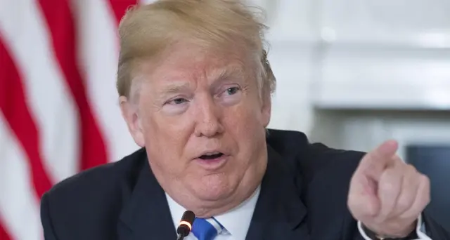 Trump, bilancio '19 da 4.400 mld dollari