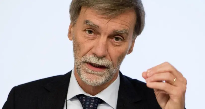 Delrio: «Il blocco dei Tir ci arrecherà danni rilevanti»