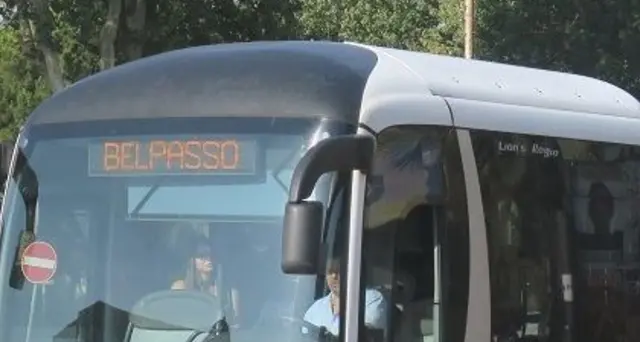 Tenevano i soldi dei biglietti dei bus: 75 indagati