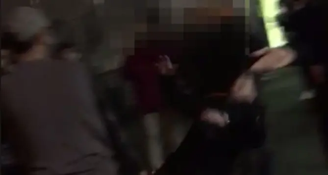 Pugno in faccia, ko dopo la disco