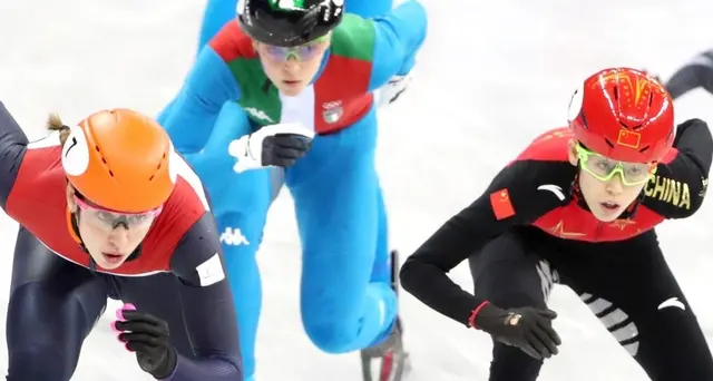 Giochi: staffetta short track, Italia d'argento