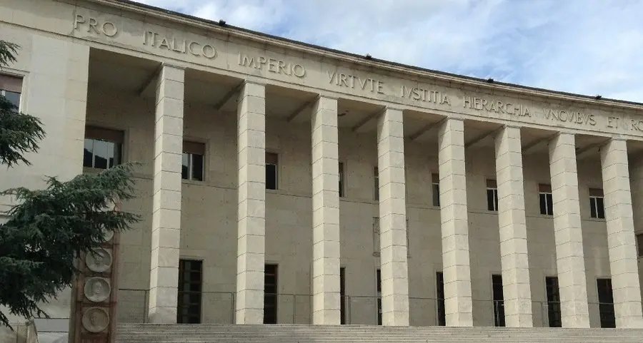 A 13 anni costretta a prostituirsi dalla madre