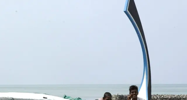 Maldive: prorogato lo stato d'emergenza