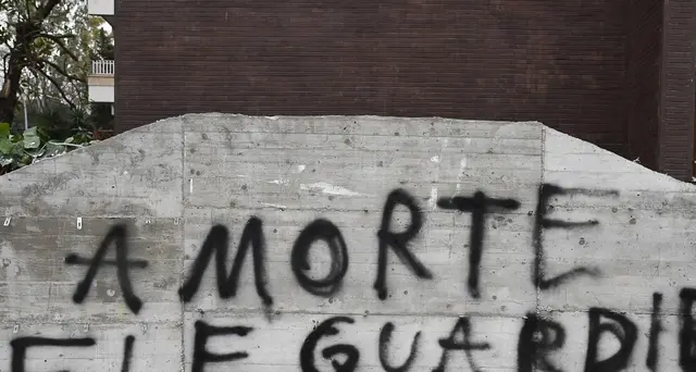 Targa Moro: parenti vittime, vergogna