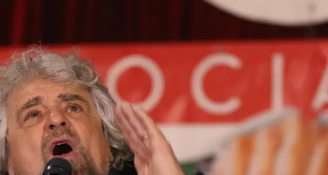 Grillo, c'è gara a candidare delinquenti