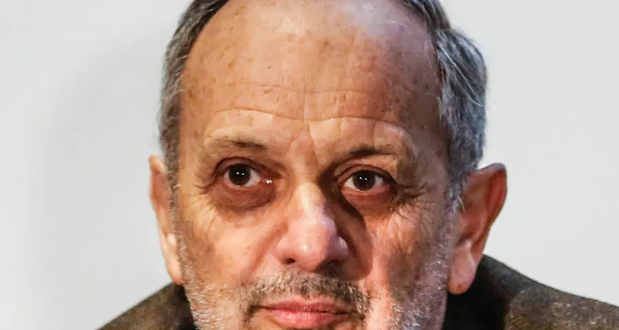 È professore a Pisa ed ha sfiorato il premio Nobel
