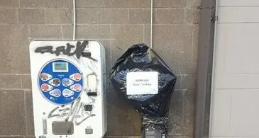 Rubato anche il defibrillatore