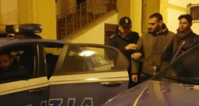 Dirigente Fn pestato: sì fermi ma liberi