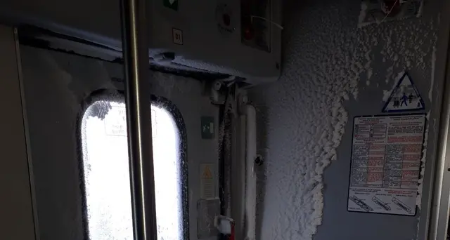 Pendolari Orte, neve e ghiaccio in treno