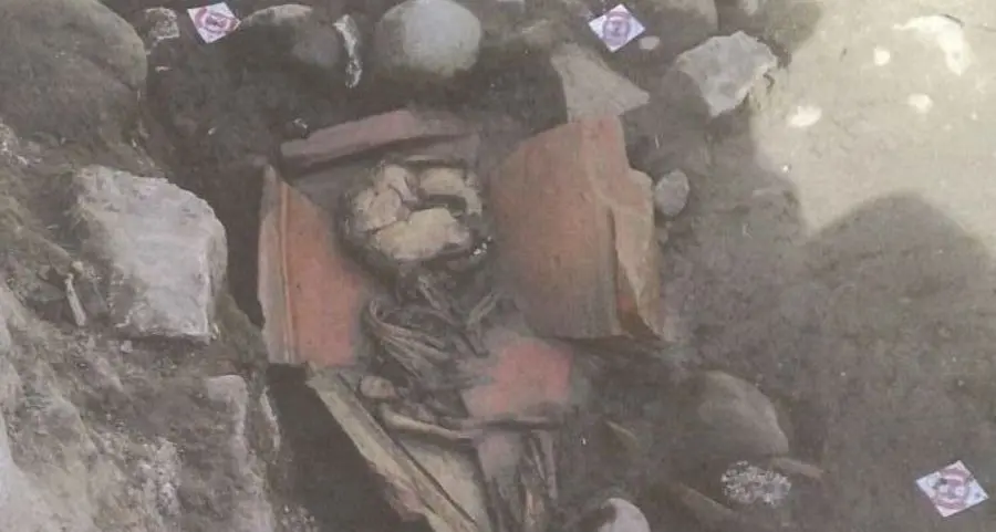 Dieci tombe di neonati di epoca romana