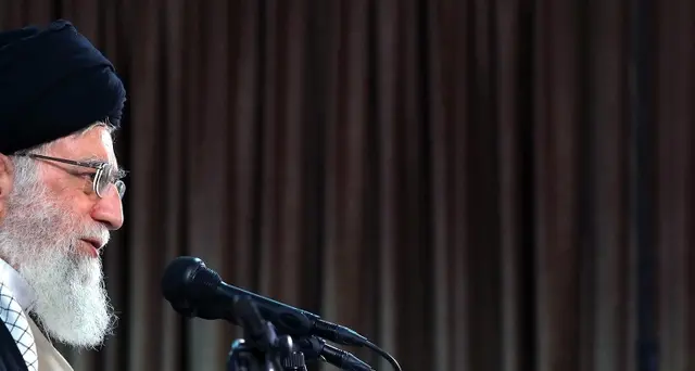 Khamenei, nessuna trattativa con gli Usa