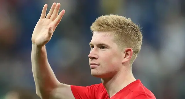 Ginocchio De Bruyne fa crac