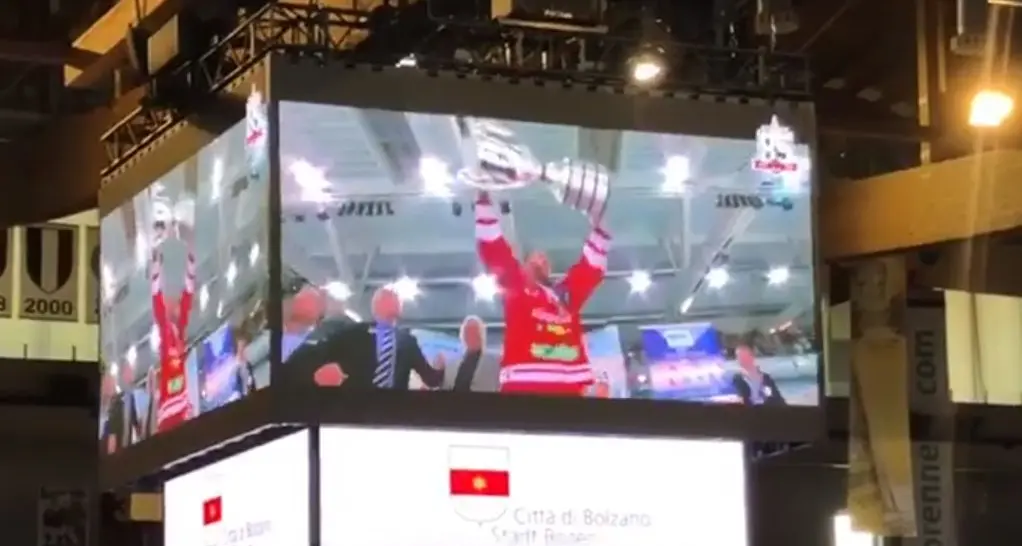Al Palaonda uno spettacolo degno dell'Nhl