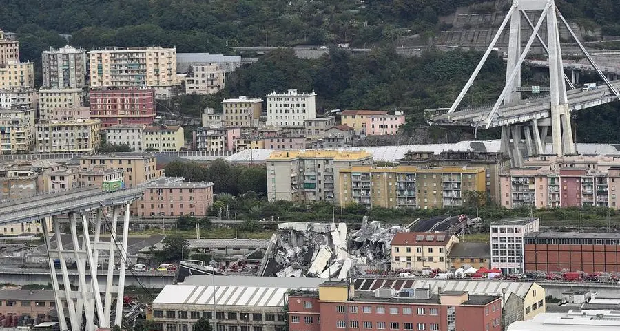 Crollo del ponte: \"Per pochissimo siamo sfuggiti alla morte\"