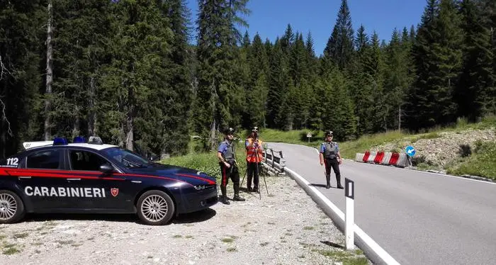Duecento motociclisti fermati dai carabinieri in Fiemme e Fassa