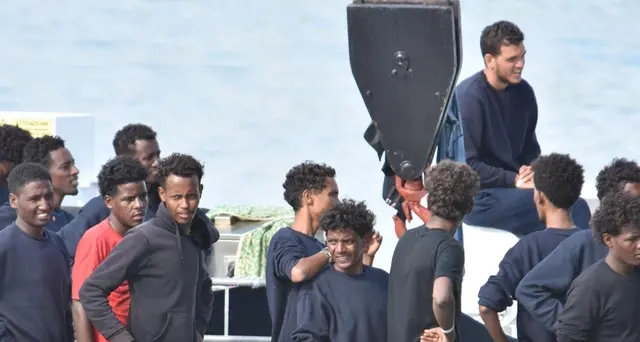 Da tre avvocati esposto su Diciotti
