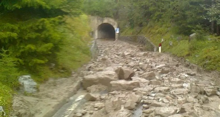 Passo Stalle, dopo la frana la strada riaprirà il 28 agosto
