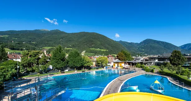 Acquarena si rifà il look con nuove luci e saune
