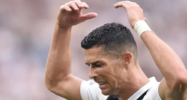 CR7 riposa in palestra, 'Happy sunday!