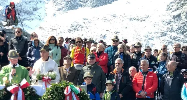 A passo Paradiso per festa Fratellanza