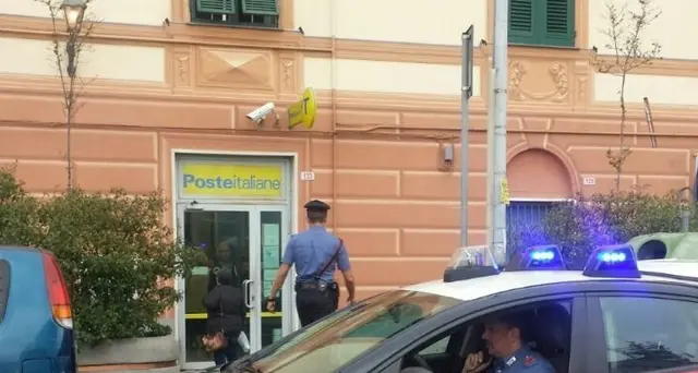 Uccide la moglie e poi si toglie la vita