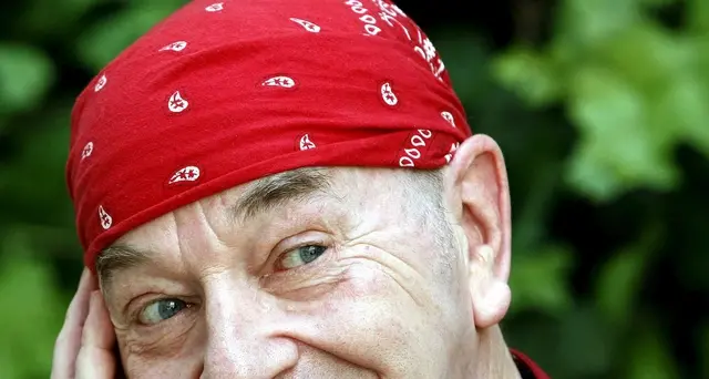 Lindsay Kemp, rimandata la sepoltura
