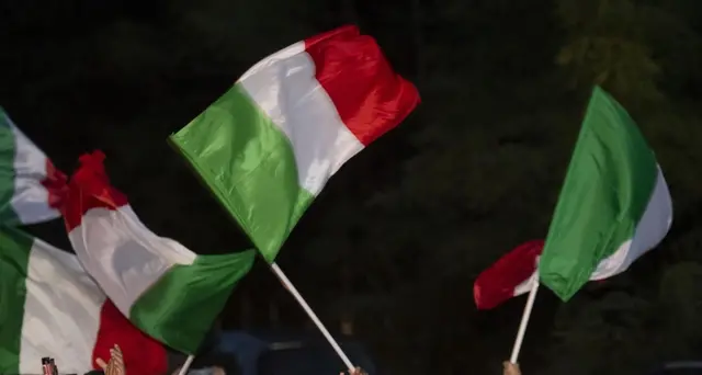 Pullman migranti a Rocca di Papa