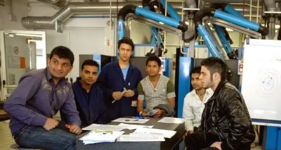 Scuola, record di iscritti alle professionali