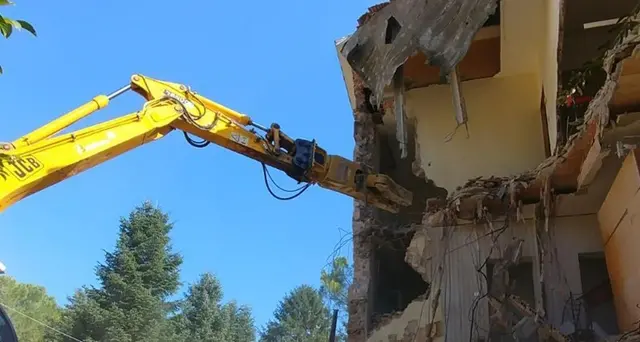 Terremoti, falso ingegnere firmava collaudi
