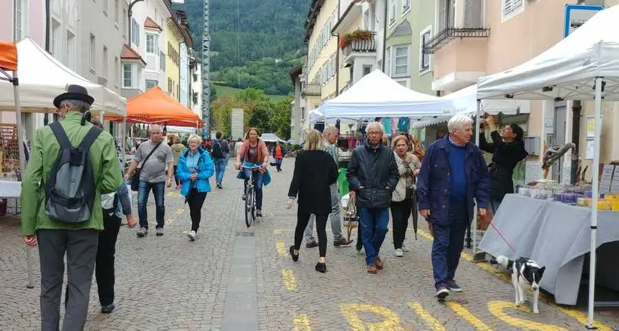 Festa di via Tratten: resta l’amarezza delle “solite” proteste