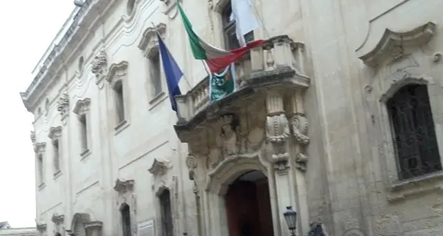 Voti in cambio case, arresti a Lecce