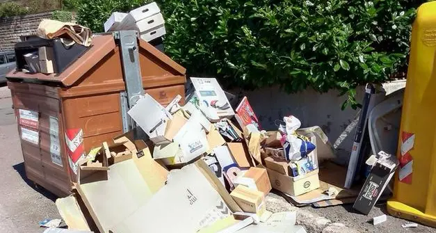 Bolzano, fototrappole contro l'abbandono dei rifiuti