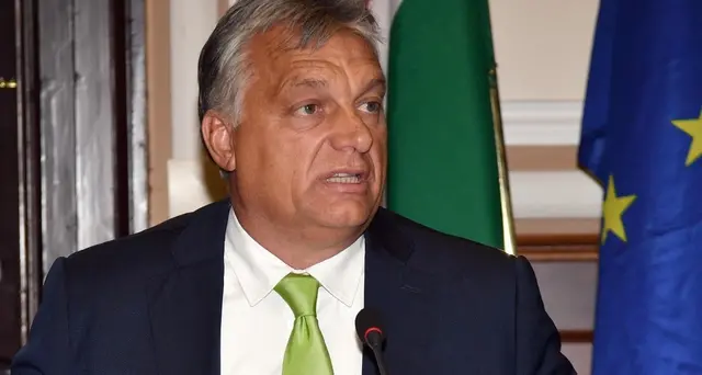 Orban al Pe, fermeremo l'immigrazione