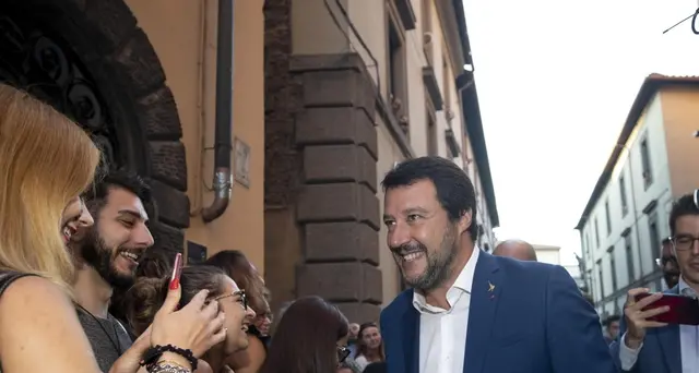 Su Fb parla sedia elettrica per Salvini