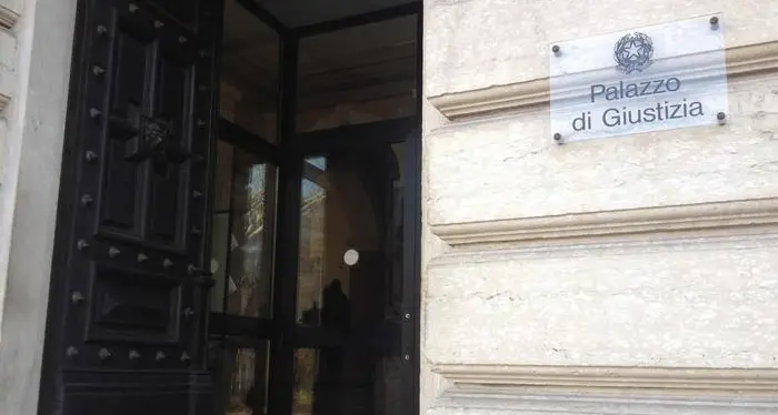 Informazioni da forze dell'ordine a investigatori privati, il procuratore: «Ricadute pesanti»
