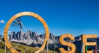 A caccia di rifiuti sulla Plose per difendere l’ambiente