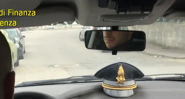 Arrestato impiegato Agenzia Entrate