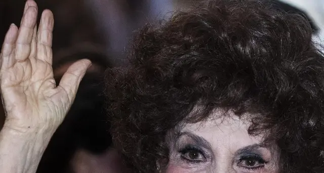 Lollobrigida dimessa dall'ospedale